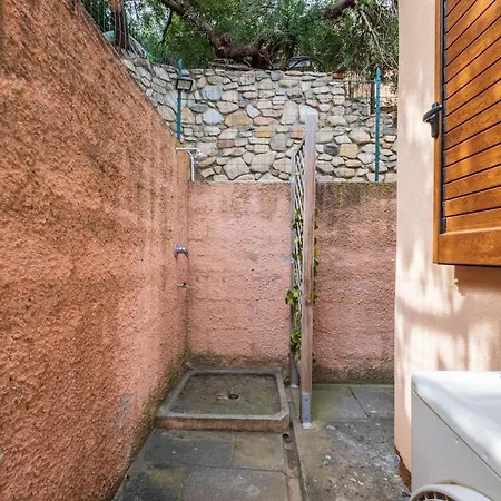 Super-equipped Modern - 700 Meters From The Sea